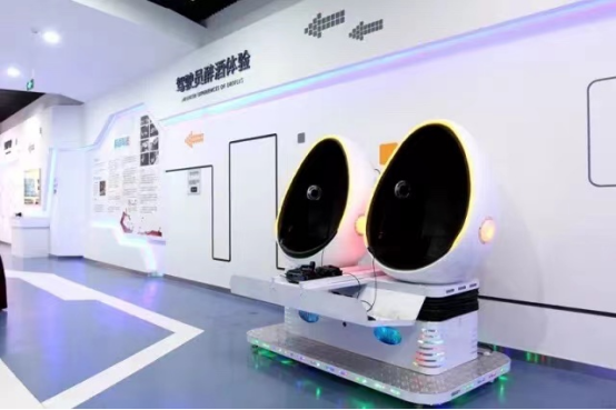 「東方時尚駕校」