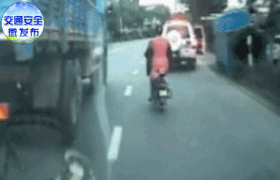 「東方時尚駕校」