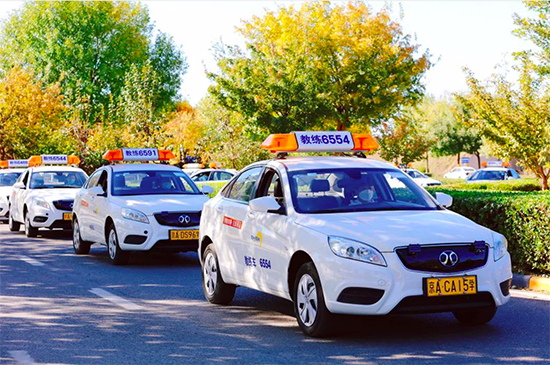 東方時尚駕校提醒您如何提高汽車的防盜能力呢？