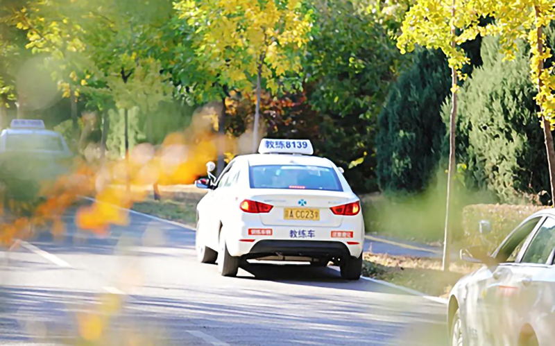 北京駕照到期如何換新證